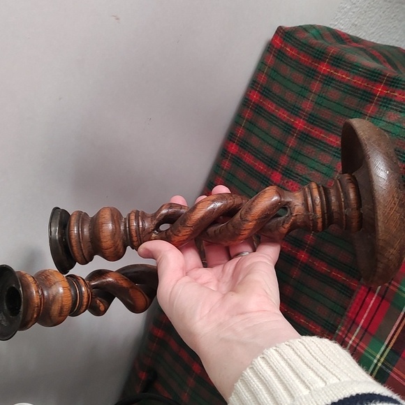 Carved Wood Barley Twist Taper Candle Stick Holders Vintage Antique Set 2 - Picture 4 of 10
